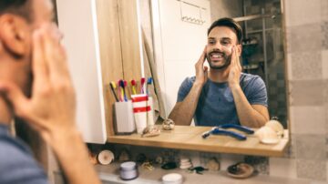 Męska pielęgnacja przeciwzmarszczkowa – od czego zacząć?