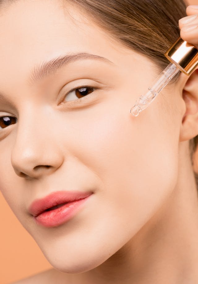 Najlepsze serum z witaminą C – skuteczność, która nie potrzebuje reklamy